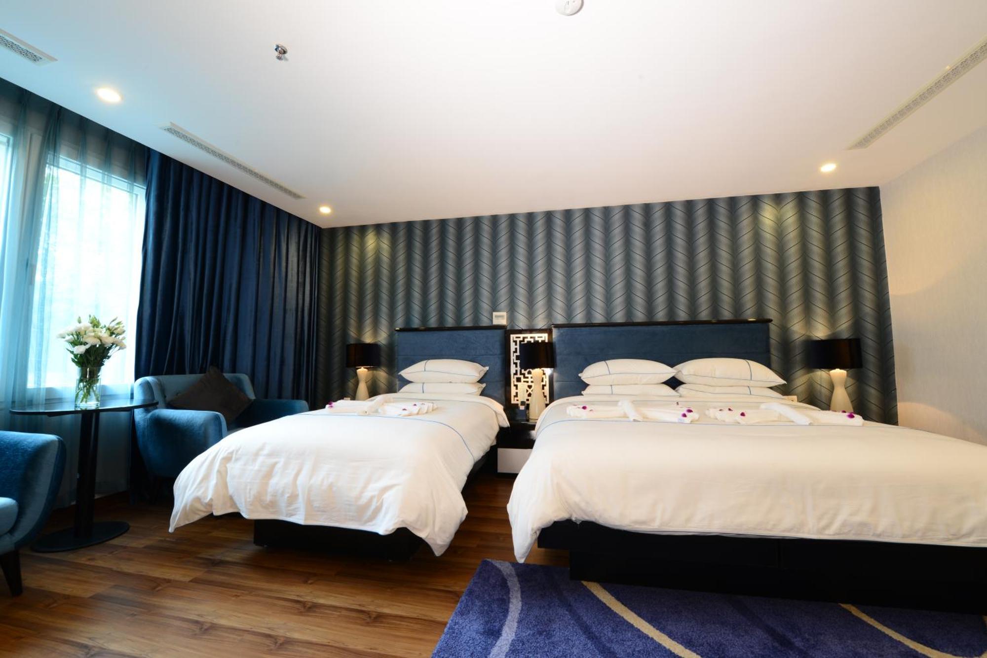 Hanoi Emerald Waters Hotel & Spa Værelse billede